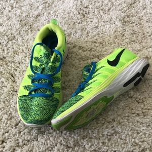 Nike Fly Knit sneakers, size 5